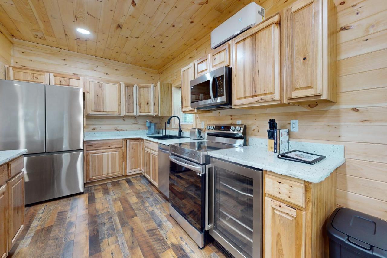 Willa Whiskey Barrel Retreat Sevierville Zewnętrze zdjęcie