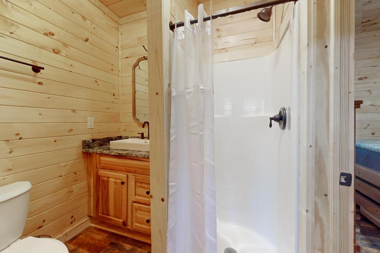 Willa Whiskey Barrel Retreat Sevierville Zewnętrze zdjęcie